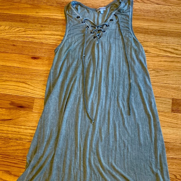 To be honest jersey green tunic. Medium - Picture 1 of 3